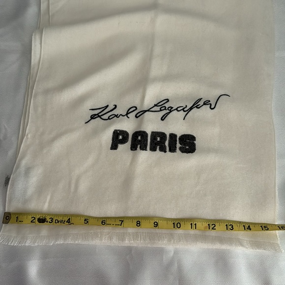 Scarf - Picture 5 of 5